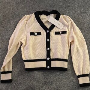 Gozlu Cream‎ and Black Cardigan